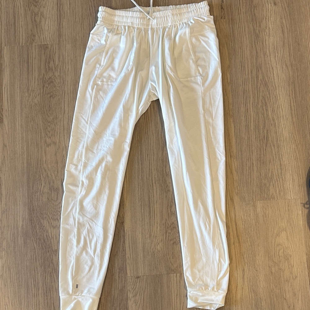 NOBULL Women's White Jogger Pants